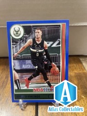2021-22 Panini NBA Hoops Blue Donte DiVincenzo #93 Milwaukee Bucks